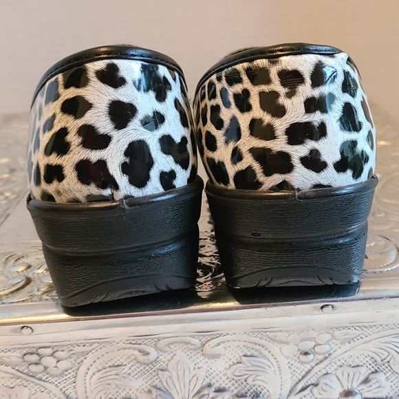 Ingaro Women's Leather Quarter Lining Brandy Slip Resistant Shoes, Size: 6.5 - Picture 7 of 12